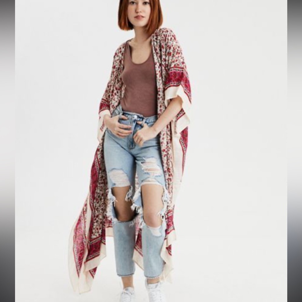 American Eagle Outfitters Floral Kimono in Red and Cream